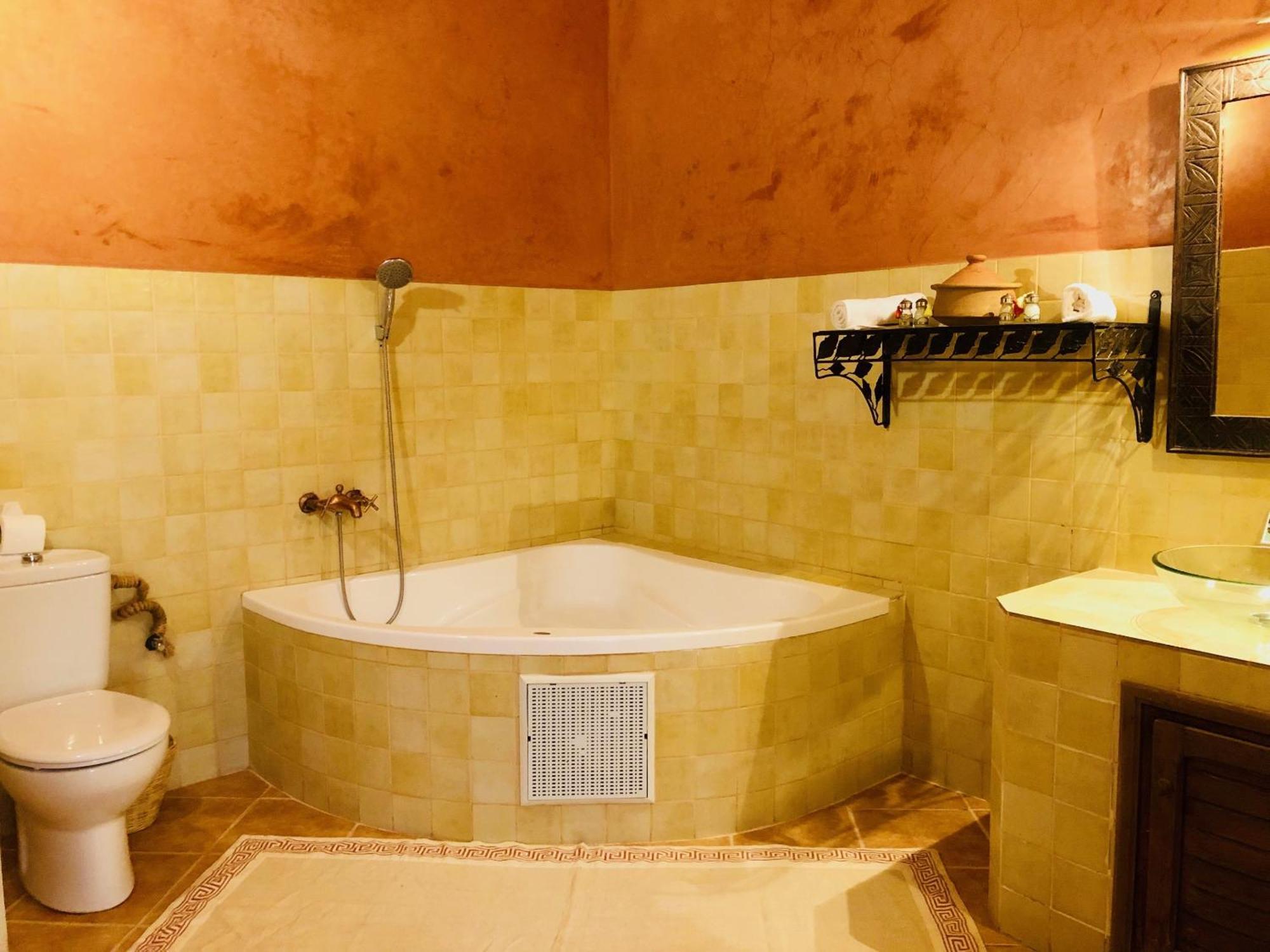 Kasbah Isfoula&Spa Ait Ben Haddou Ruang foto