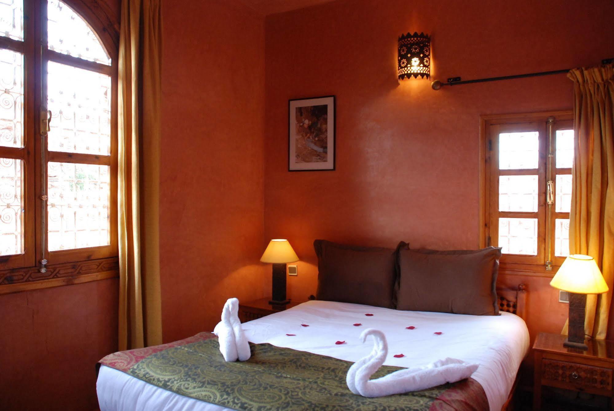 Kasbah Isfoula&Spa Ait Ben Haddou Bagian luar foto